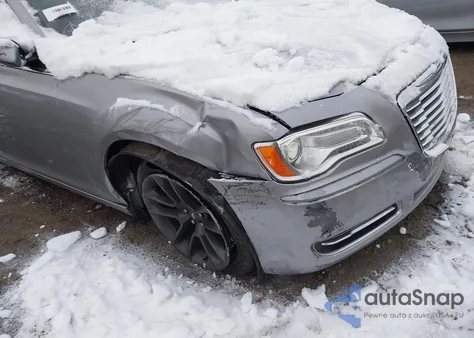 2013 Chrysler 300 Motown из США, поврежденный, VIN 2C3CCAAG0DH659109